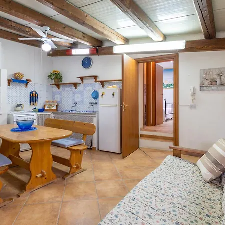 La Del Conte Guest house