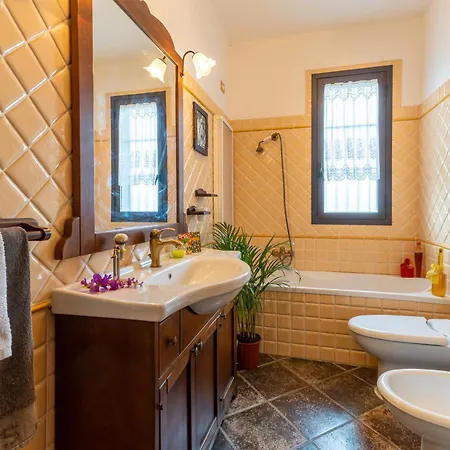 La Del Conte Guest house *